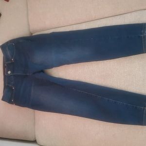 Tahari Mid Rise Fit Solution Skinny Jeans